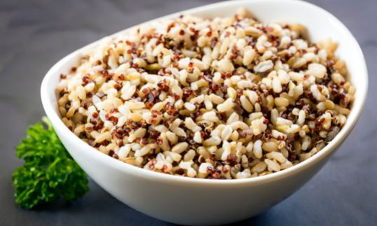 Pâtes au quinoa : découvrez les bienfaits de ce super aliment gourmand !